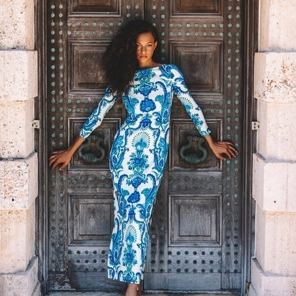 Cara Cara Aria Long Sleeve Maxi Dress